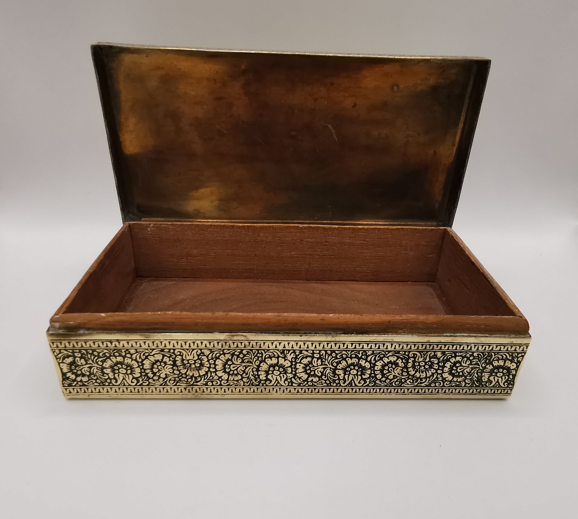 Antique/Vintage Kinco Brass Casket Box Intricate Indo-Persian Etched Motif