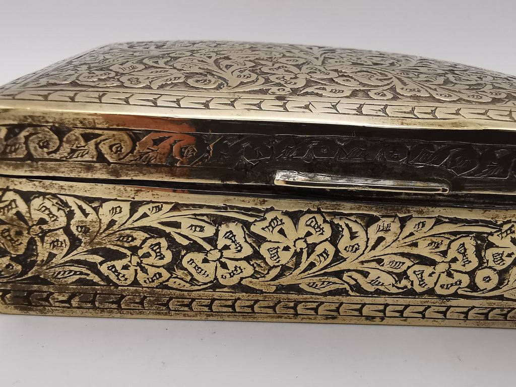 Antique/Vintage British India Hand-Engraved Wood-Lined Brass Trinket Box  1920s/1930s