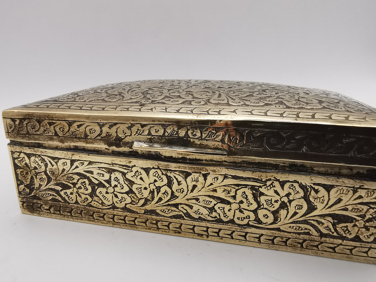 Antique/Vintage British India Hand-Engraved Wood-Lined Brass Trinket Box  1920s/1930s