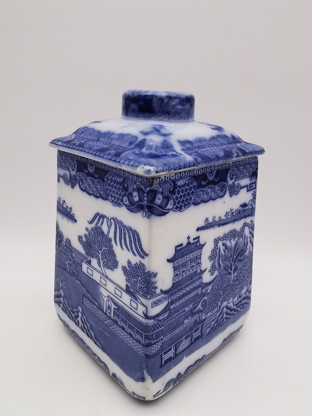 Ringtons Blue Willow Ceramic Tea Caddy / Biscuit Jar "Two Temples" Pattern