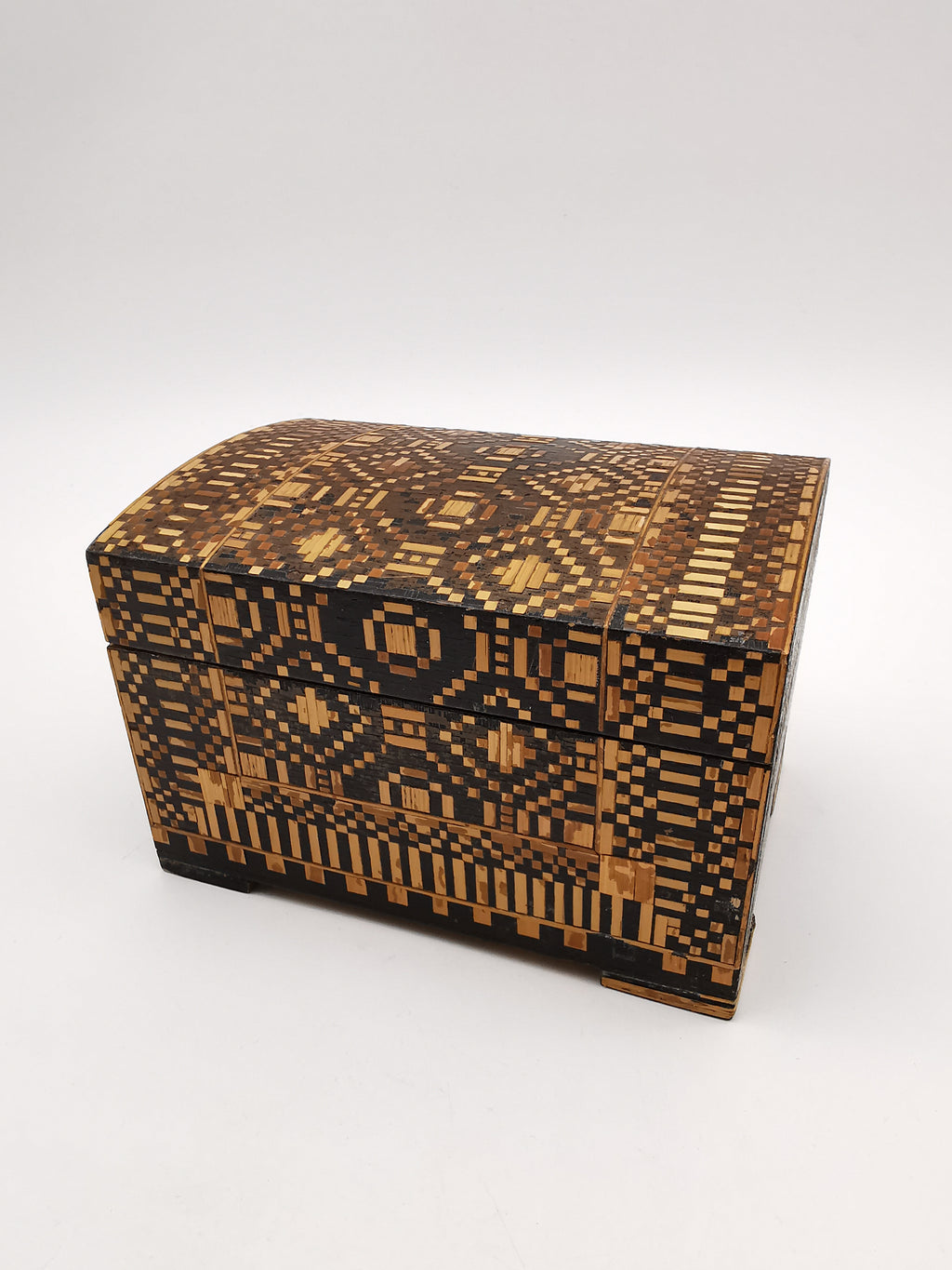 Vintage Straw Marquetry Domed Trinket Box, Intricate Geometric Mosaic Inlay