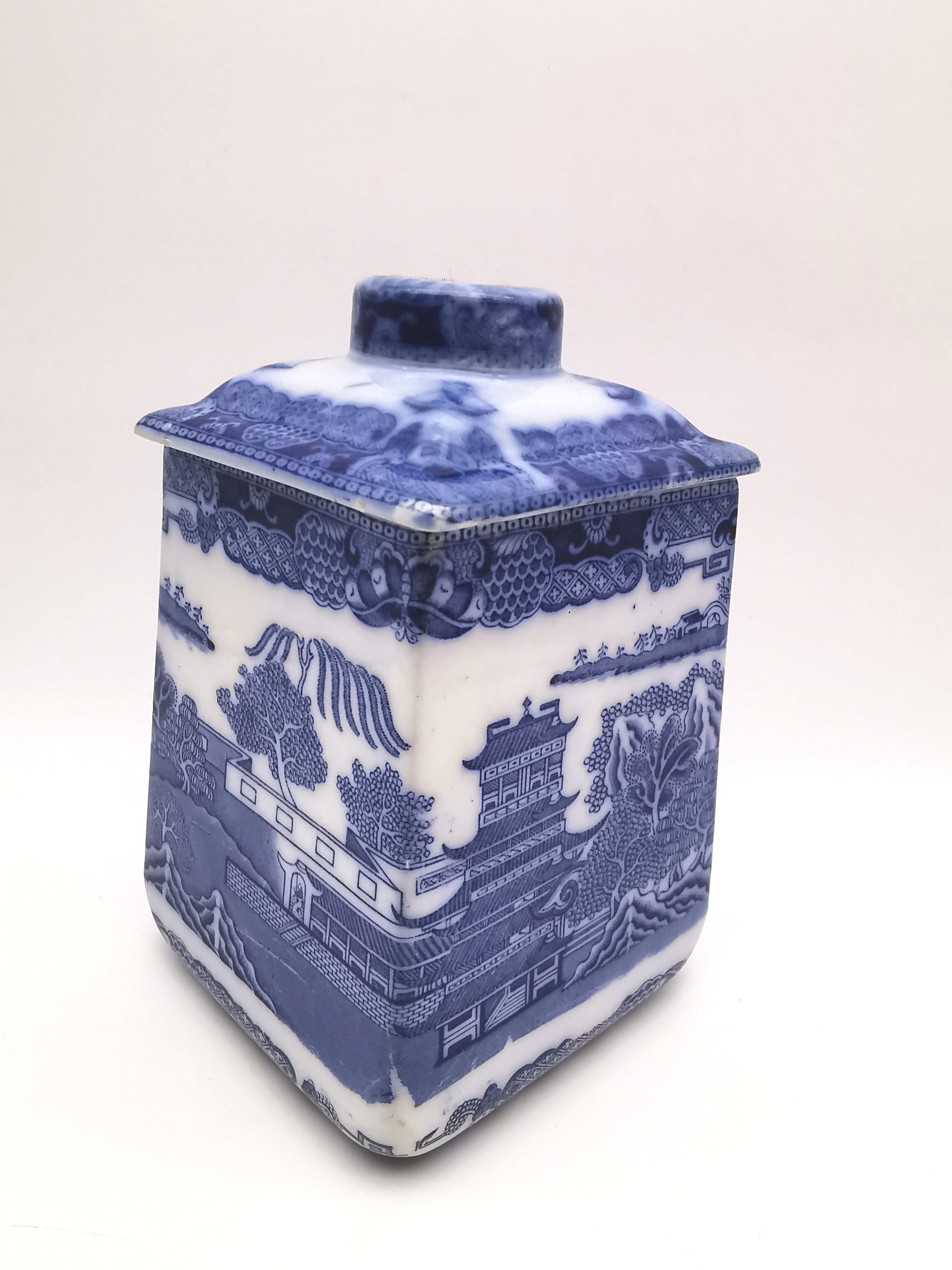 Ringtons Blue Willow Ceramic Tea Caddy / Biscuit Jar "Two Temples" Pattern