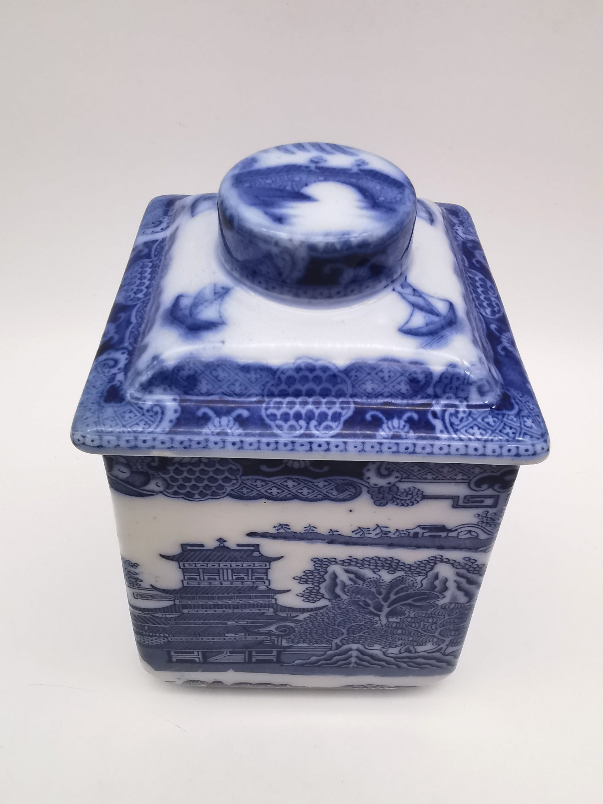 Ringtons Blue Willow Ceramic Tea Caddy / Biscuit Jar "Two Temples" Pattern