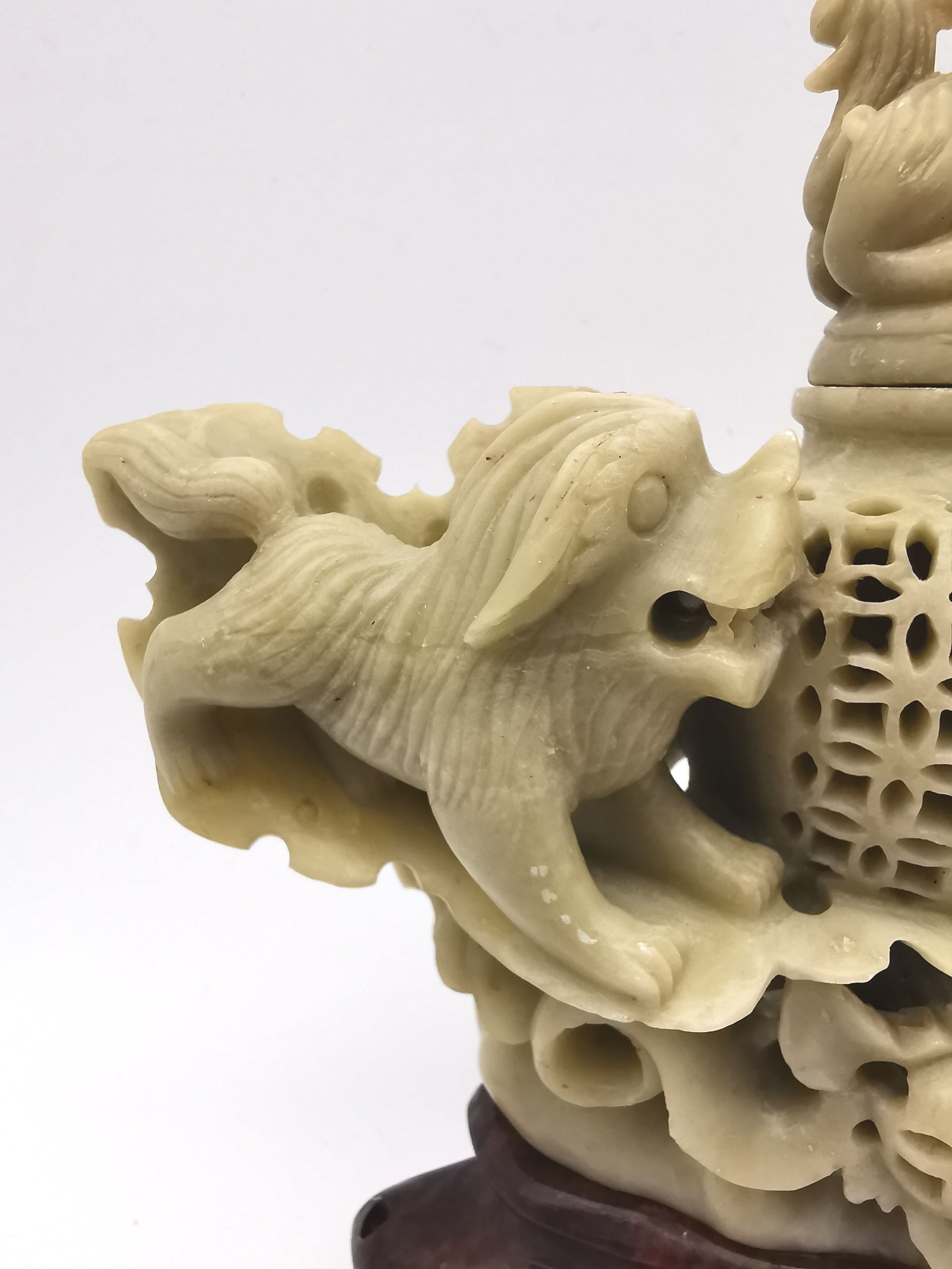 Vintage Chinese Hand-Carved Soapstone Foo Dog Incense Burner – 1.2kg Guardian Lion Censer
