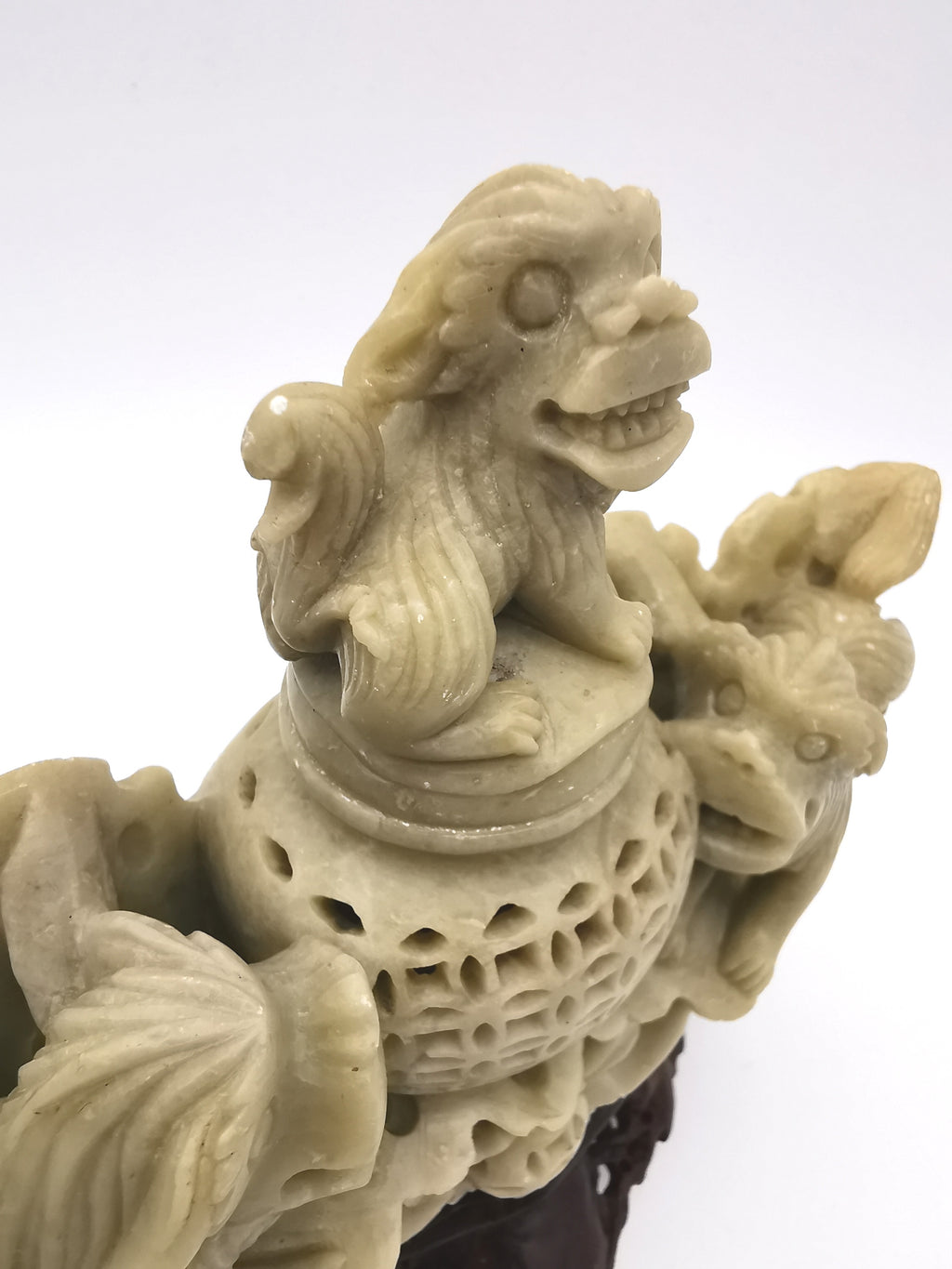 Vintage Chinese Hand-Carved Soapstone Foo Dog Incense Burner – 1.2kg Guardian Lion Censer