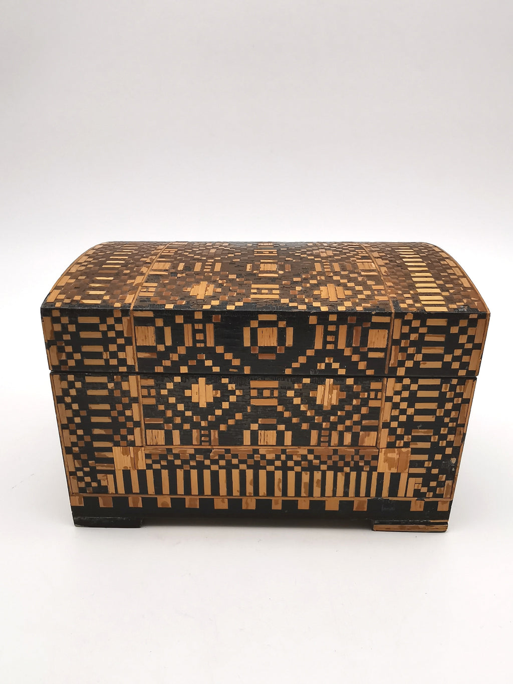 Vintage Straw Marquetry Domed Trinket Box, Intricate Geometric Mosaic Inlay