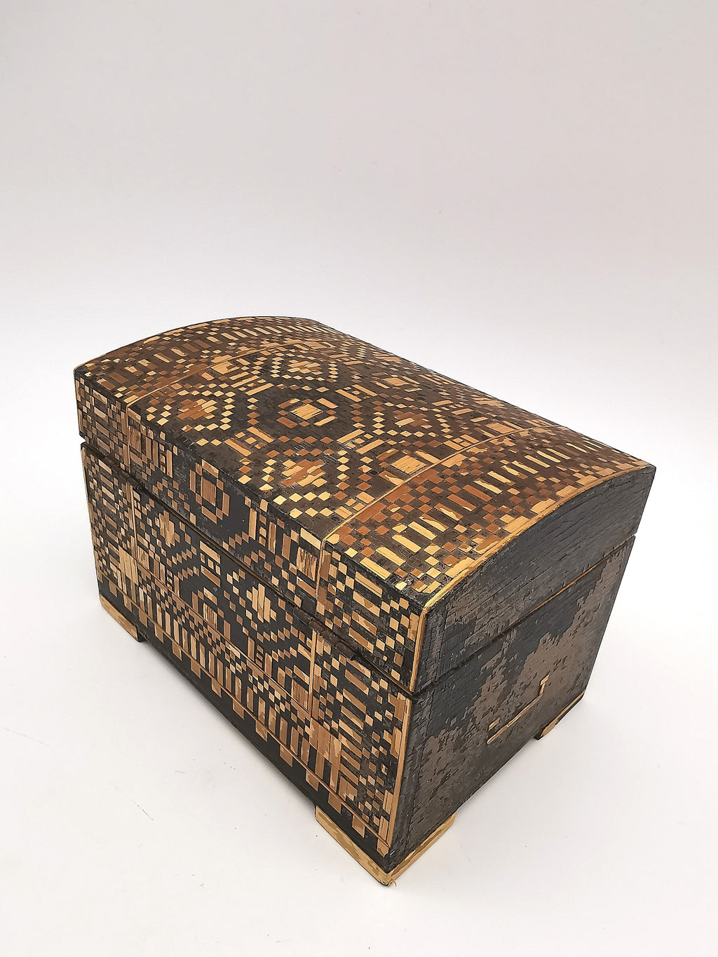 Vintage Straw Marquetry Domed Trinket Box, Intricate Geometric Mosaic Inlay