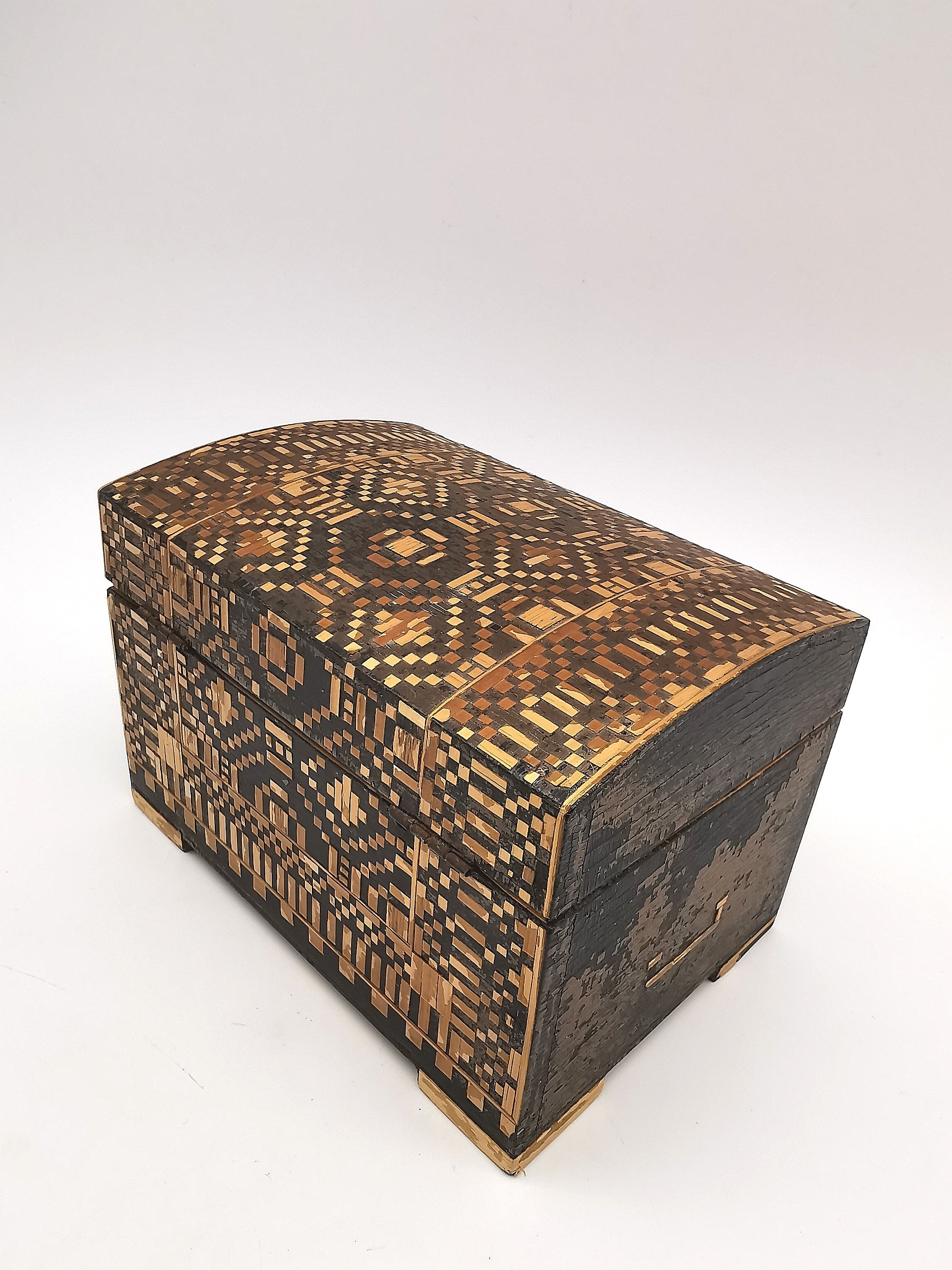 Vintage Straw Marquetry Domed Trinket Box, Intricate Geometric Mosaic Inlay