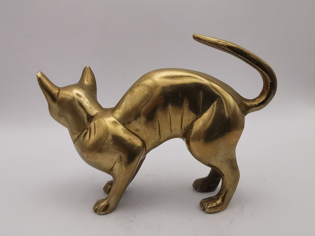 Vintage Mid-Century Solid Brass Cat Figurine – Arched Back Feline Ornament