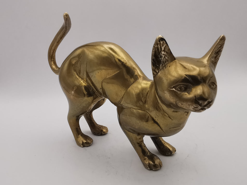 Vintage Mid-Century Solid Brass Cat Figurine – Arched Back Feline Ornament