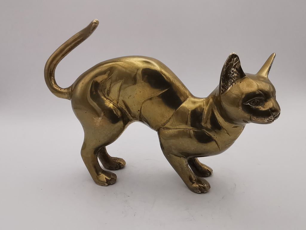 Vintage Mid-Century Solid Brass Cat Figurine – Arched Back Feline Ornament