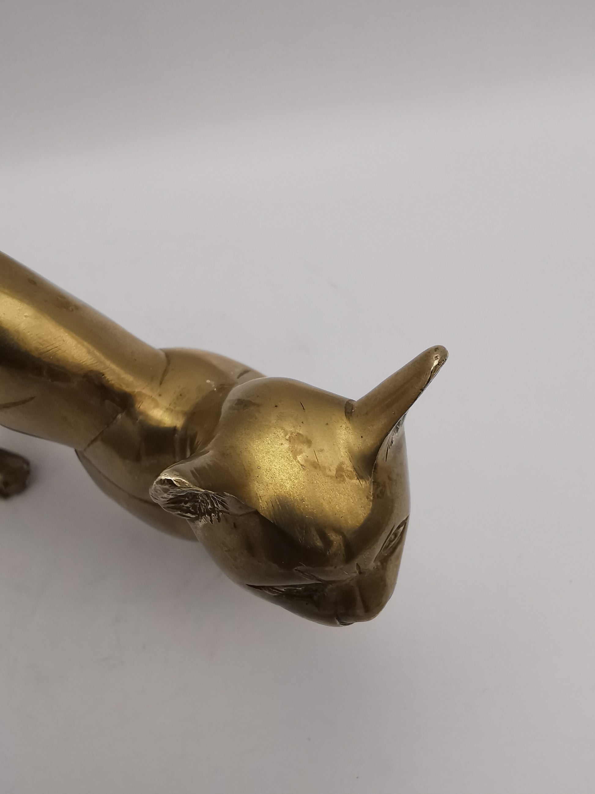 Vintage Mid-Century Solid Brass Cat Figurine – Arched Back Feline Ornament