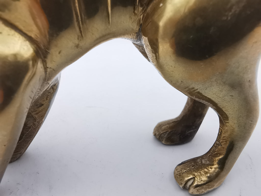 Vintage Mid-Century Solid Brass Cat Figurine – Arched Back Feline Ornament