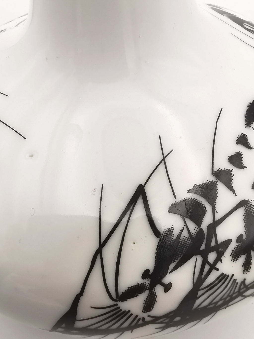 Vintage Jingdezhen Chinese Porcelain Shrimp Vase - Qi Baishi Style