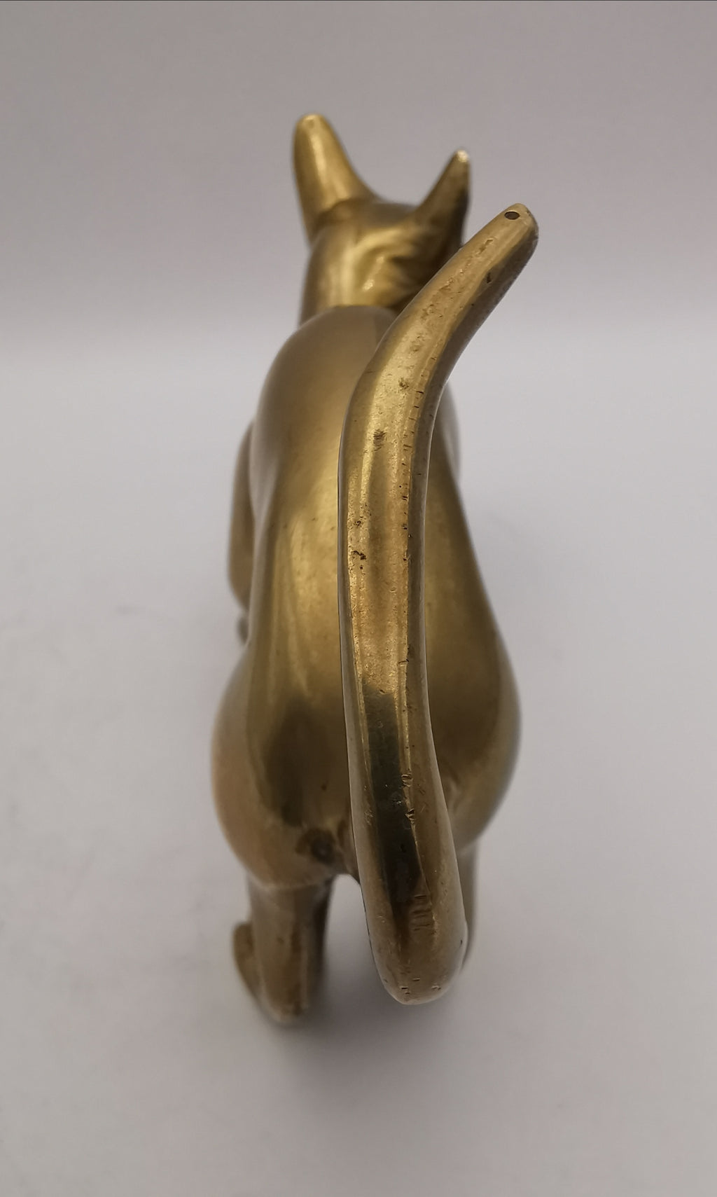 Vintage Mid-Century Solid Brass Cat Figurine – Arched Back Feline Ornament