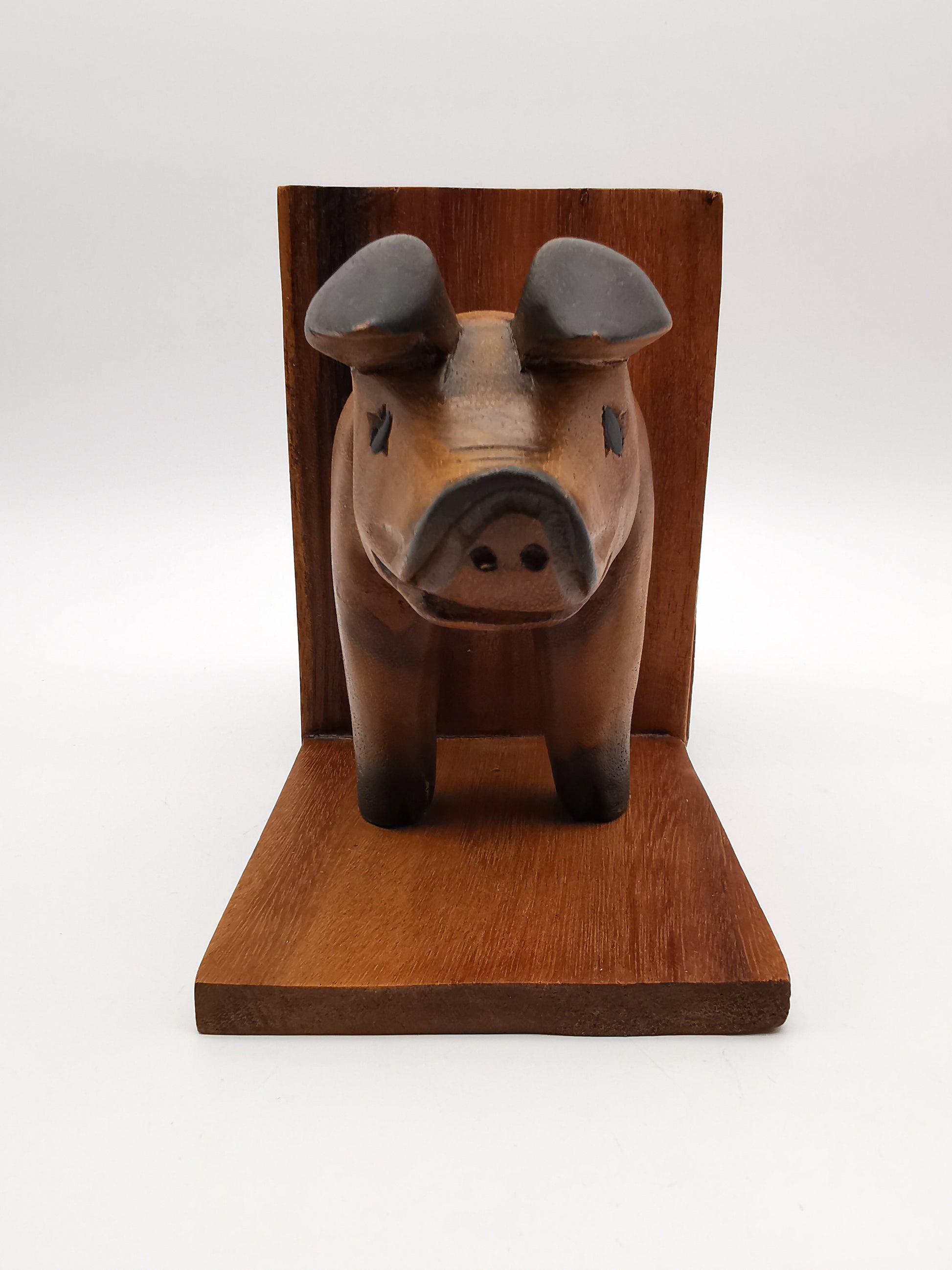 Vintage Hand-Carved Wooden Pig Bookends – Rustic Farmhouse Animal Shelf Decor