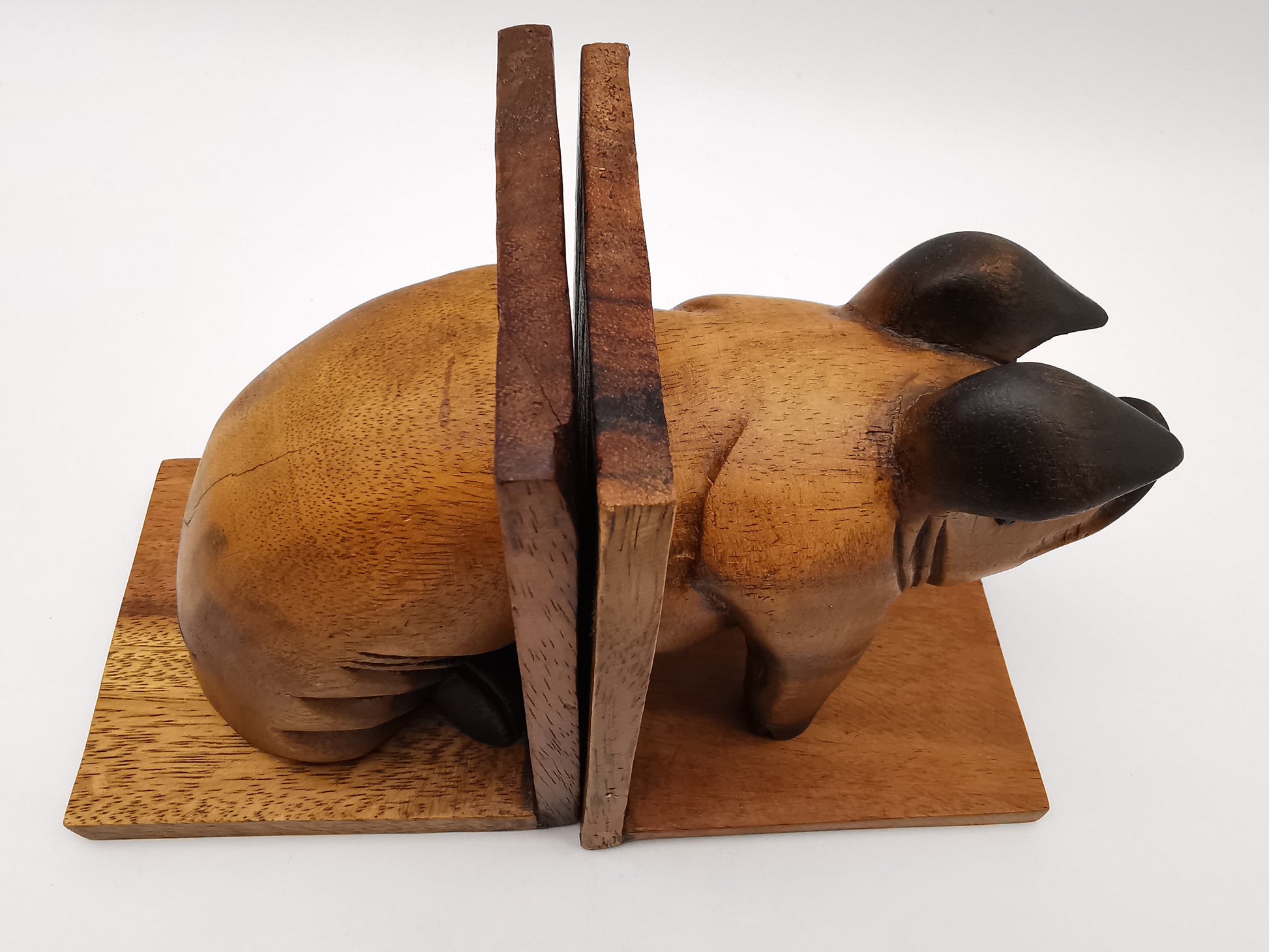 Vintage Hand-Carved Wooden Pig Bookends – Rustic Farmhouse Animal Shelf Decor