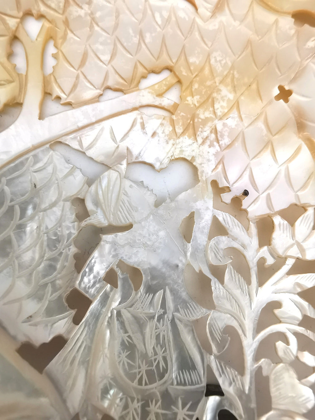 Vintage Balinese Hand-Carved Mother of Pearl Shell – Traditional Dancers, trees and Birds Motif