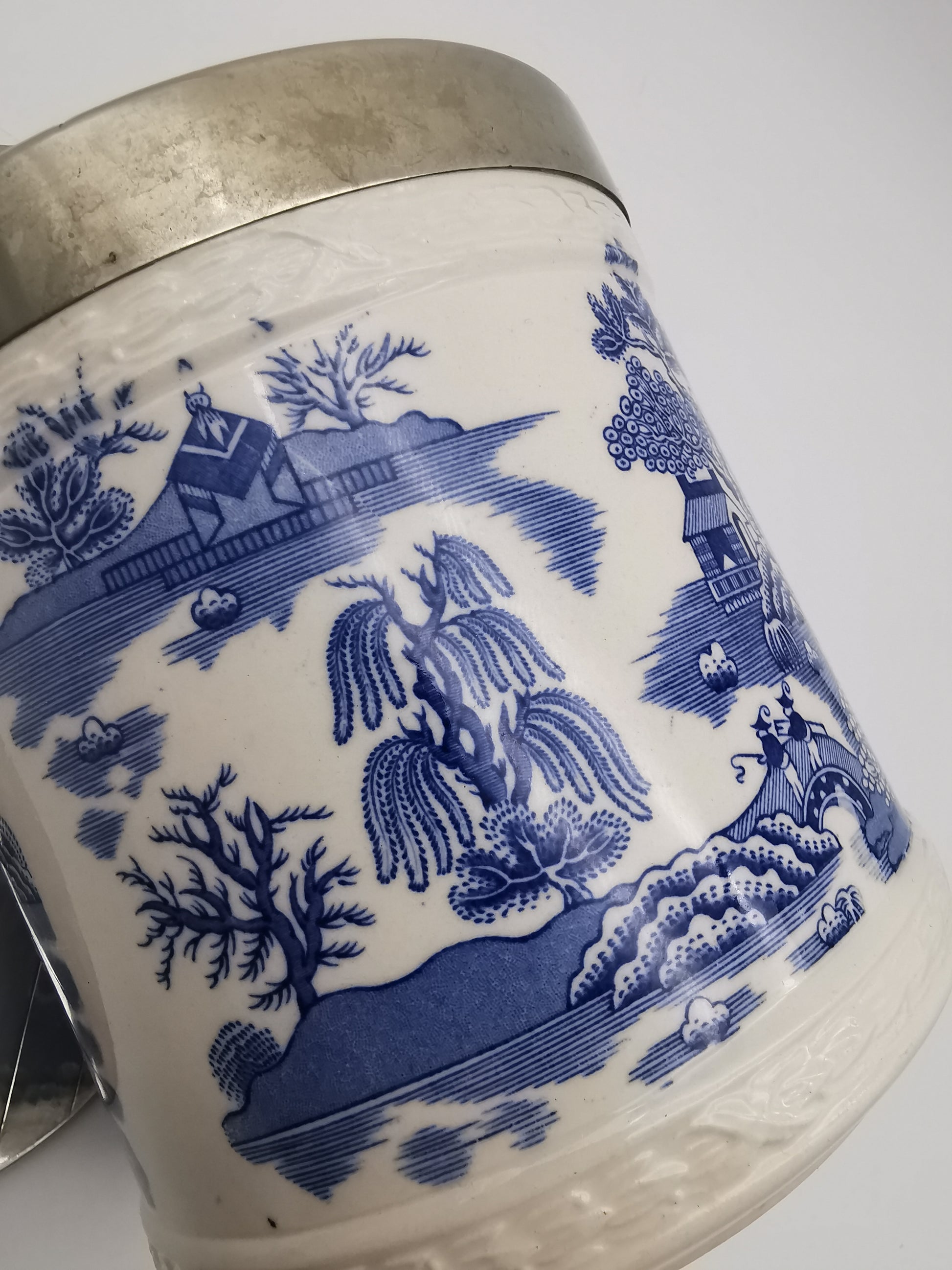 Vintage Royal Worcester "Crown Willow" Biscuit Barrel