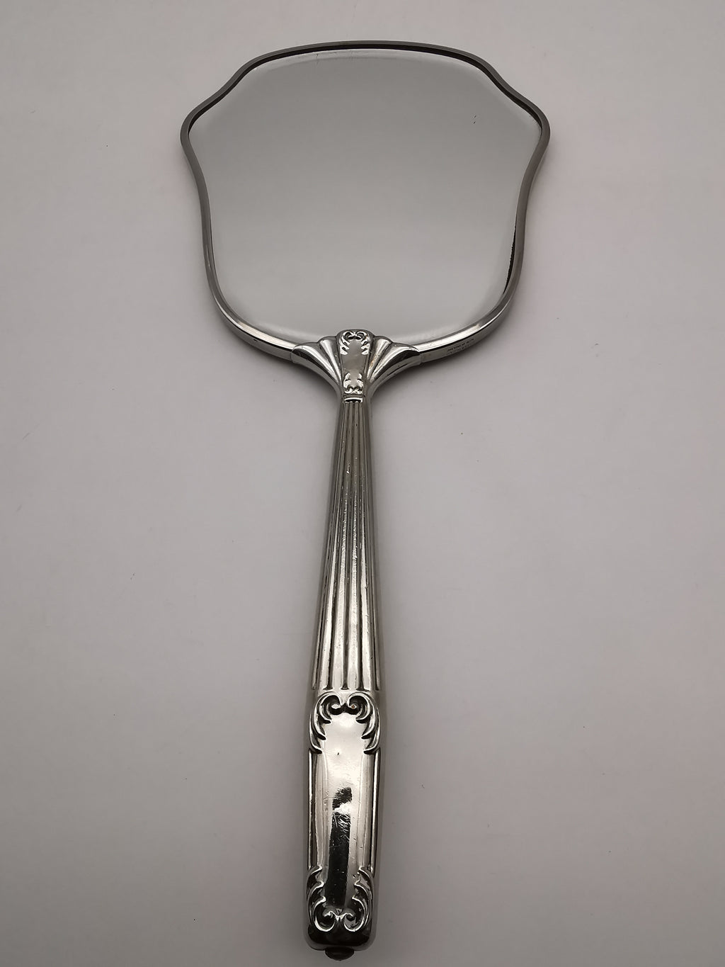 Vintage British Silver Plated Bevelled Hand Mirror – Art Deco Style Fluted Handle
