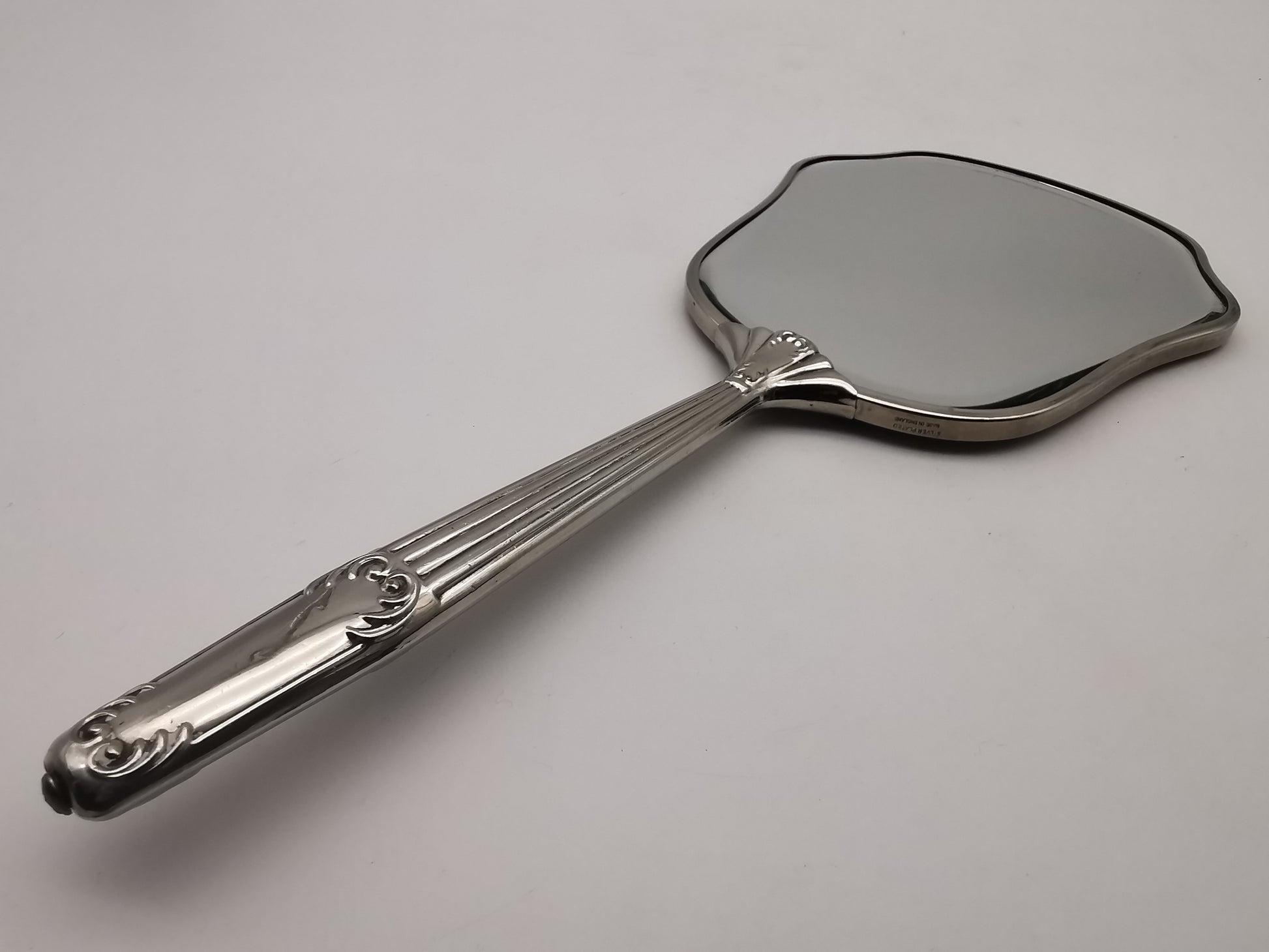 Vintage British Silver Plated Bevelled Hand Mirror – Art Deco Style Fluted Handle