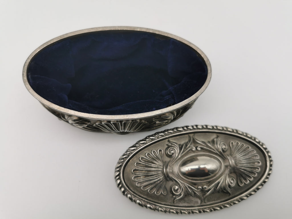 Vintage Silver Plated Oval Relief Jewellery Box