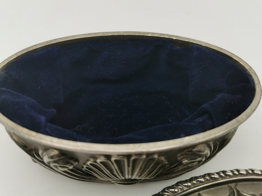 Vintage Silver Plated Oval Relief Jewellery Box
