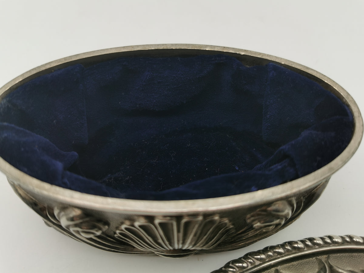 Vintage Silver Plated Oval Relief Jewellery Box