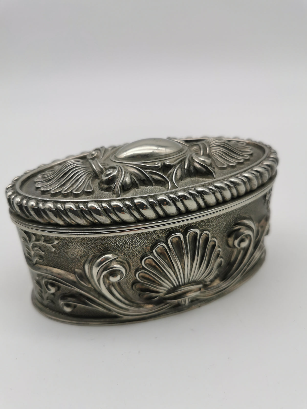 Vintage Silver Plated Oval Relief Jewellery Box