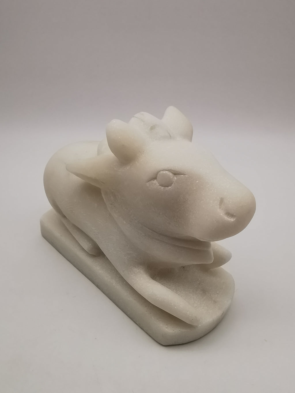 Heavy 3.9kg Vintage White Alabaster Shiva's Nandi Bull Statue - Sacred Cow