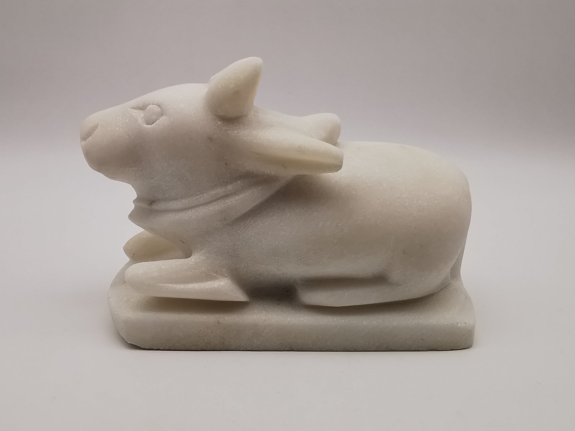 Heavy 3.9kg Vintage White Alabaster Shiva's Nandi Bull Statue - Sacred Cow