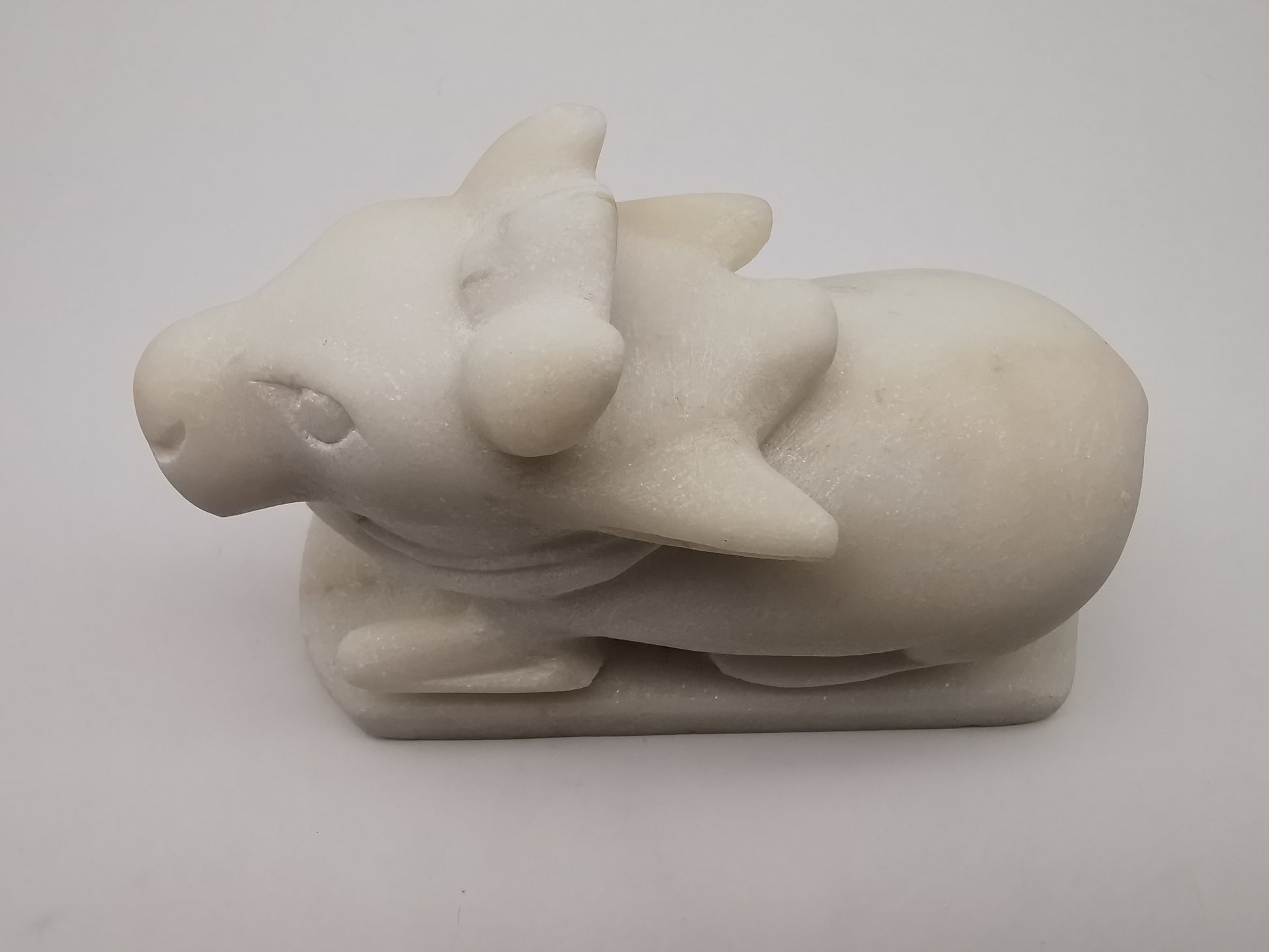 Heavy 3.9kg Vintage White Alabaster Shiva's Nandi Bull Statue - Sacred Cow
