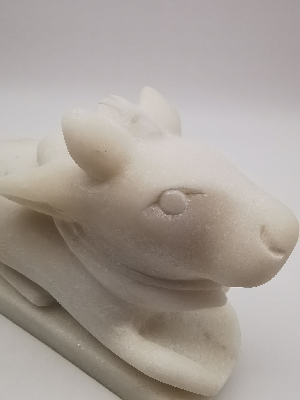 Heavy 3.9kg Vintage White Alabaster Shiva's Nandi Bull Statue - Sacred Cow