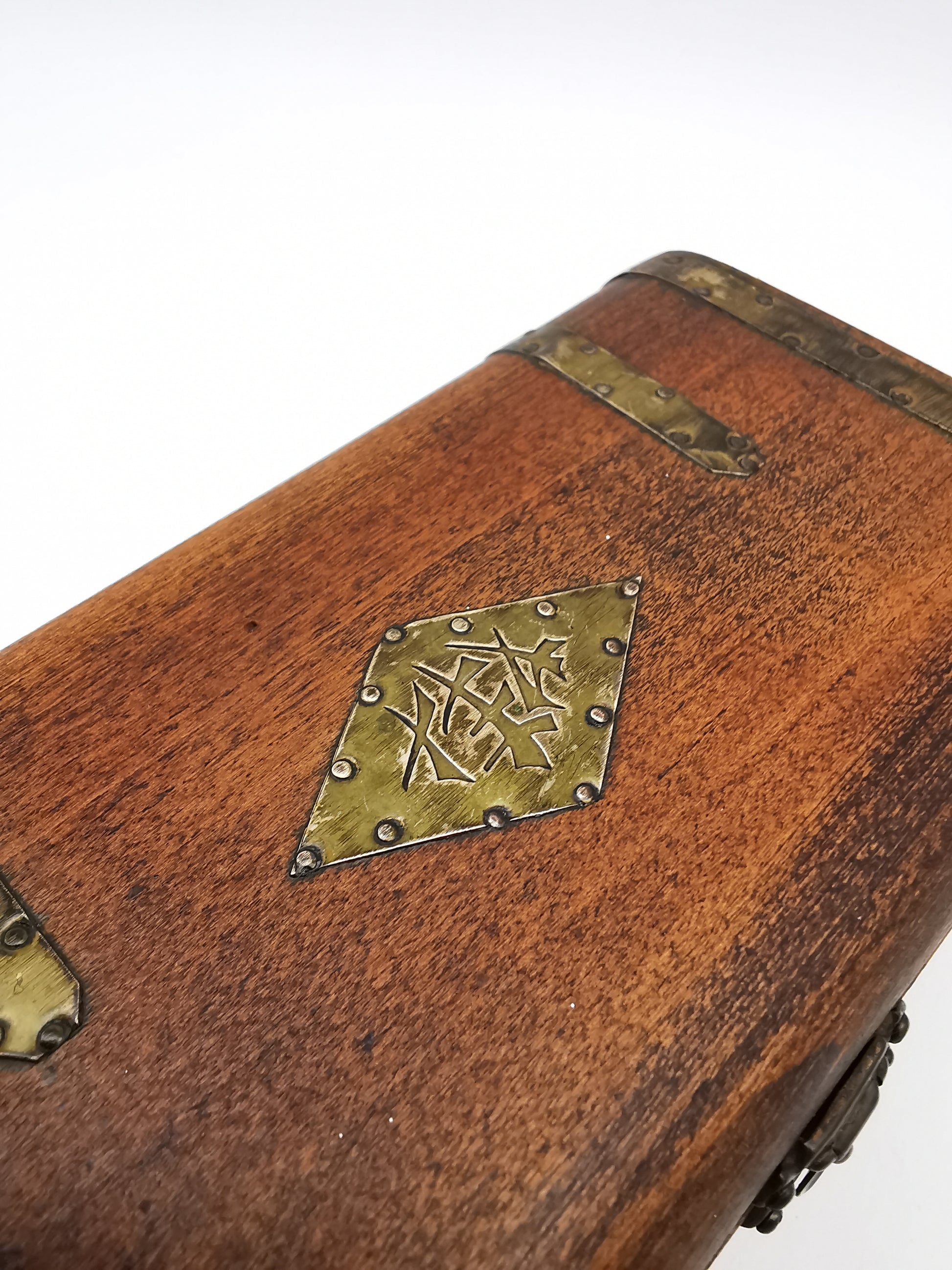 Vintage Chinese Wooden Tobacco Box – Zinc Lined Tea Caddy Chest with Brass Inlay