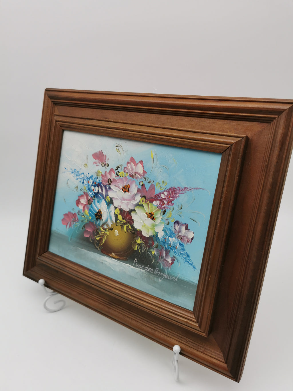 Vintage Floral Oil Painting – Framed Blue Still Life, Signed P. van den Boogaard 33cm x 28cm