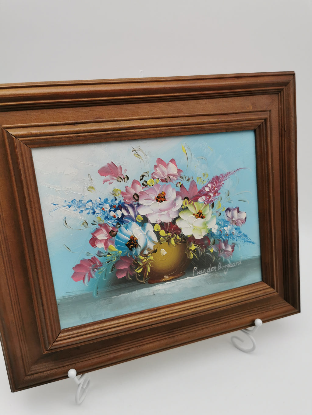 Vintage Floral Oil Painting – Framed Blue Still Life, Signed P. van den Boogaard 33cm x 28cm