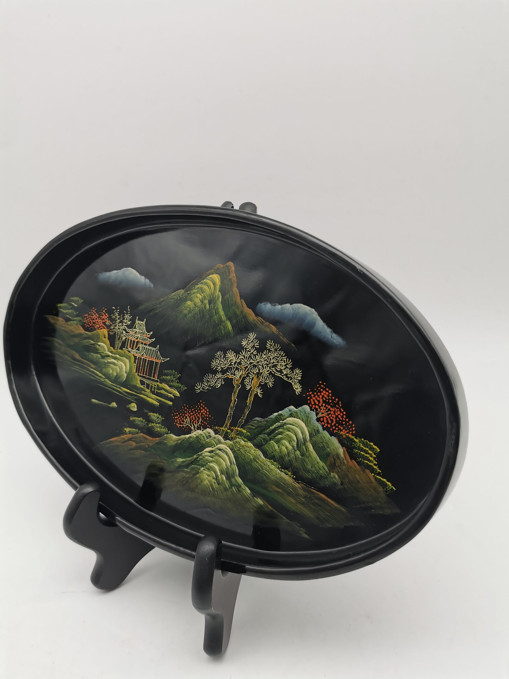 Vintage Hand-Painted Fuzhou Chinese Lacquer Landscape Tray