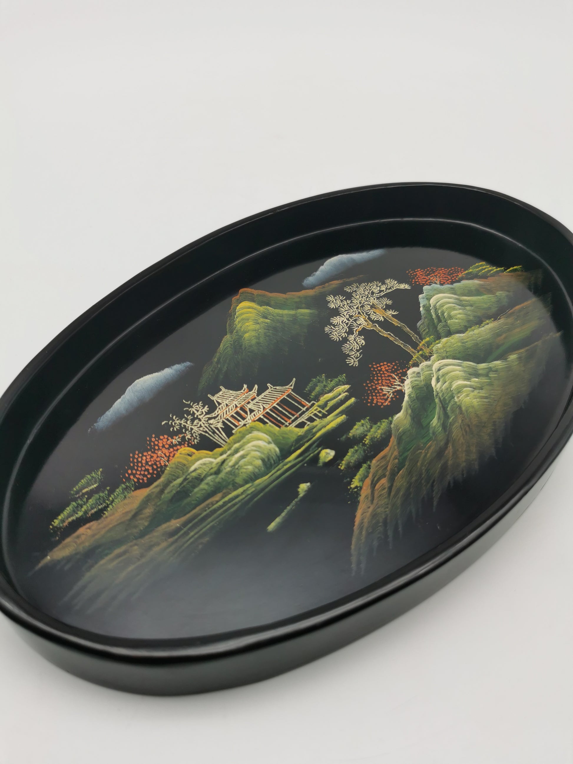 Vintage Hand-Painted Fuzhou Chinese Lacquer Landscape Tray