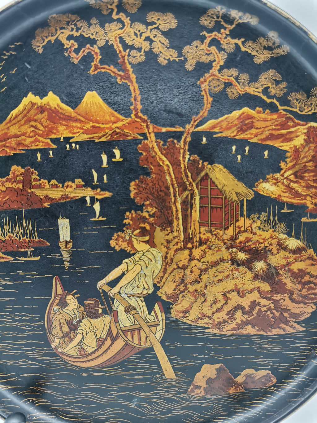 Antique Late Meiji Period Lacquerware Tray - Maki-e Gold Landscape