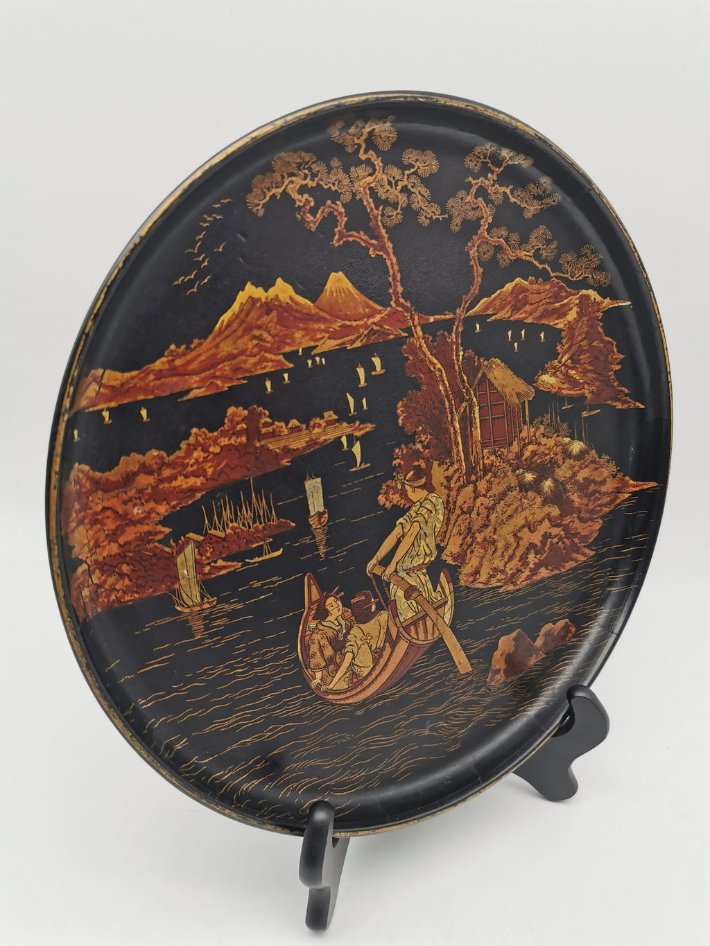 Antique Late Meiji Period Lacquerware Tray - Maki-e Gold Landscape