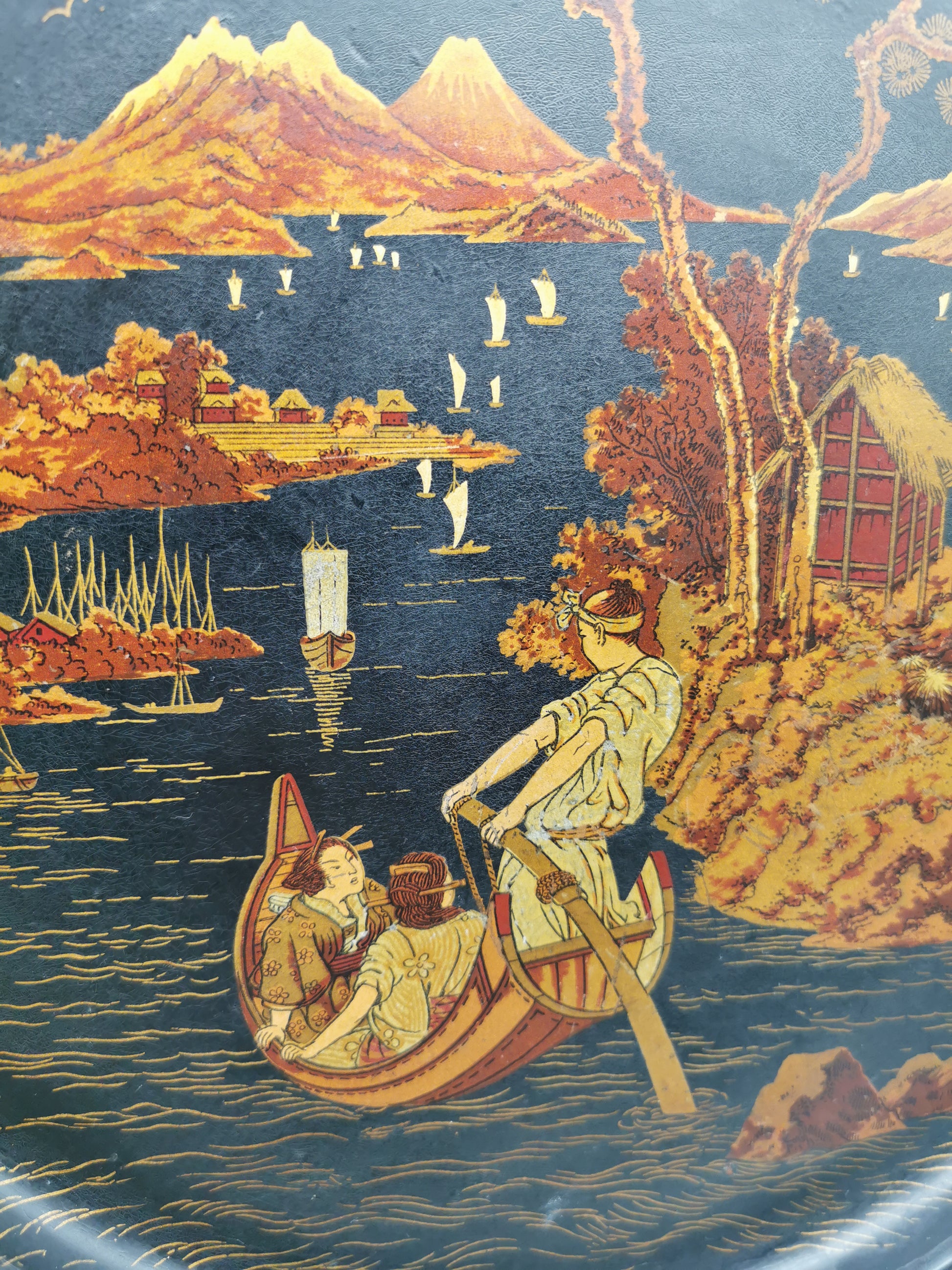 Antique Late Meiji Period Lacquerware Tray - Maki-e Gold Landscape
