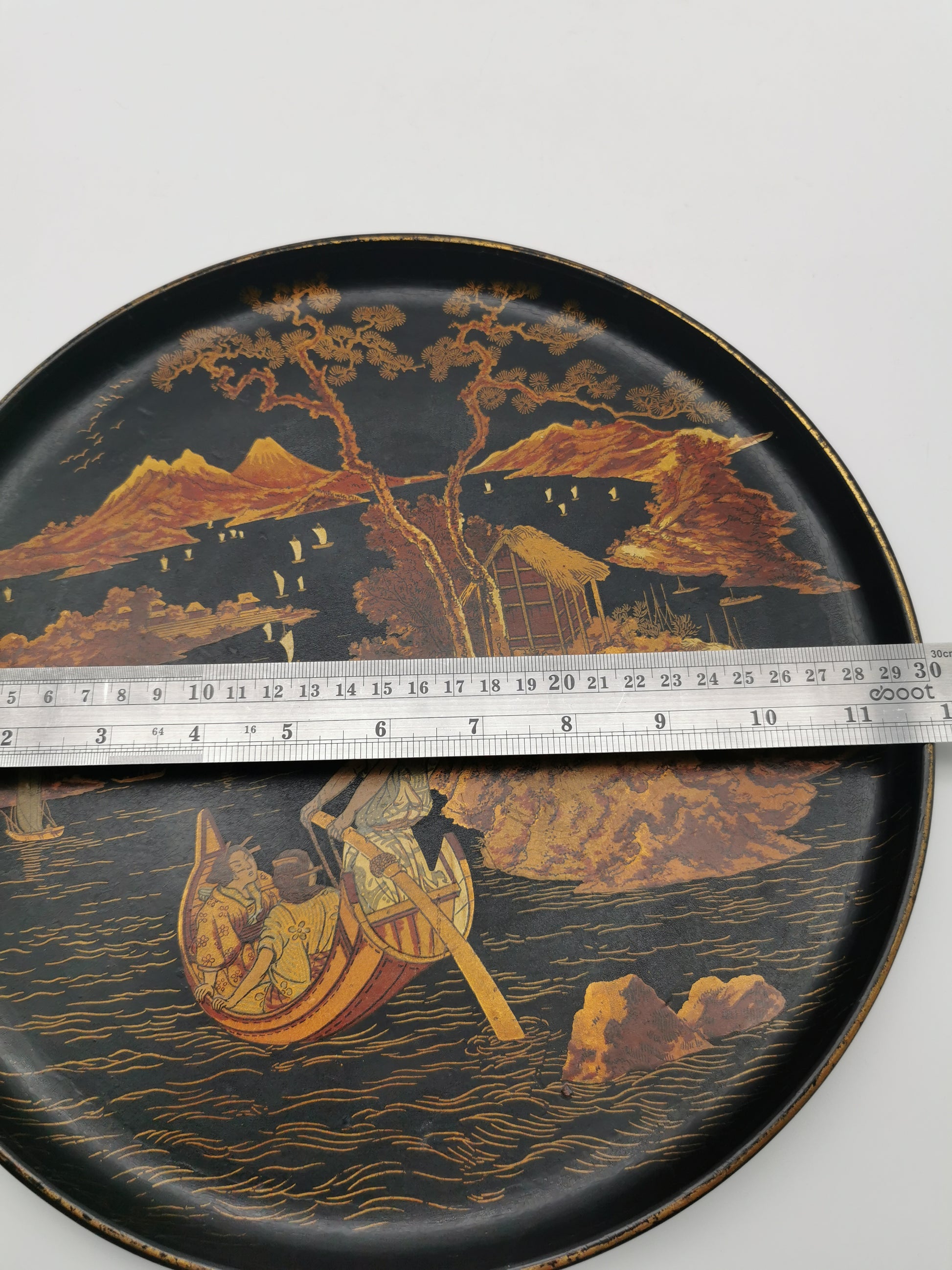 Antique Late Meiji Period Lacquerware Tray - Maki-e Gold Landscape