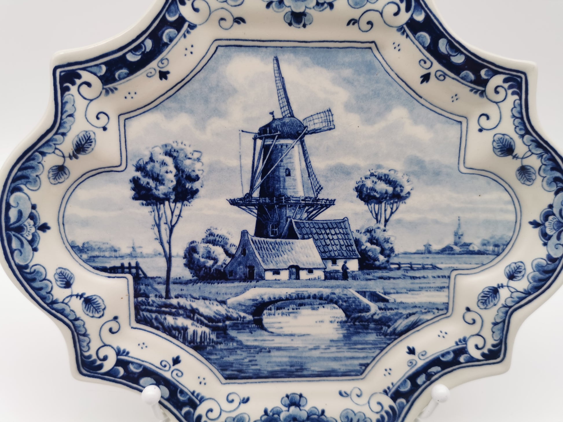 Vintage OWP Delfts Blue Windmill Wall Plaque – Limited Edition Dutch Ceramic Platter