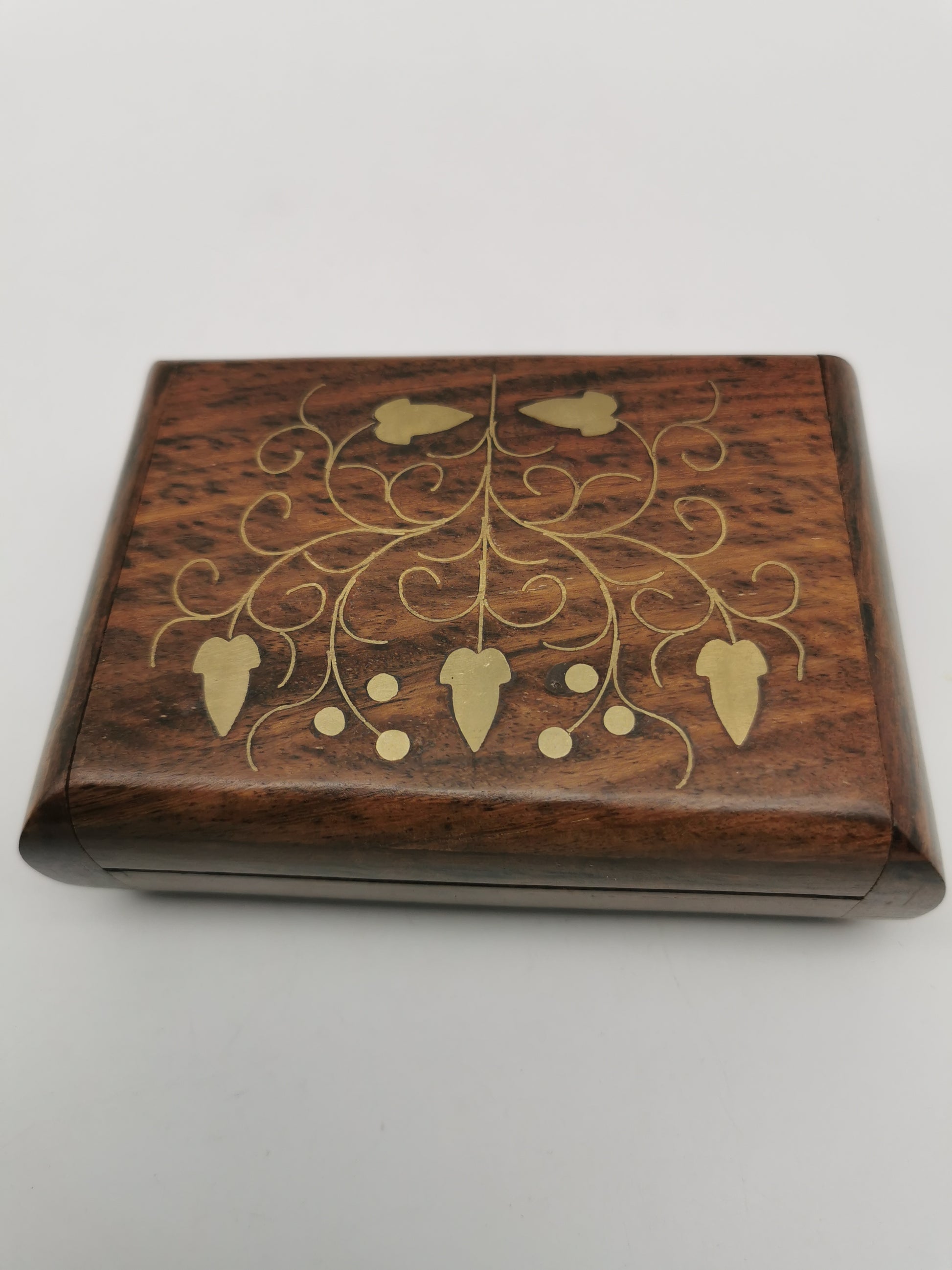 Vintage Indian Sheesham Wood Trinket Box with Ivy Brass Inlay