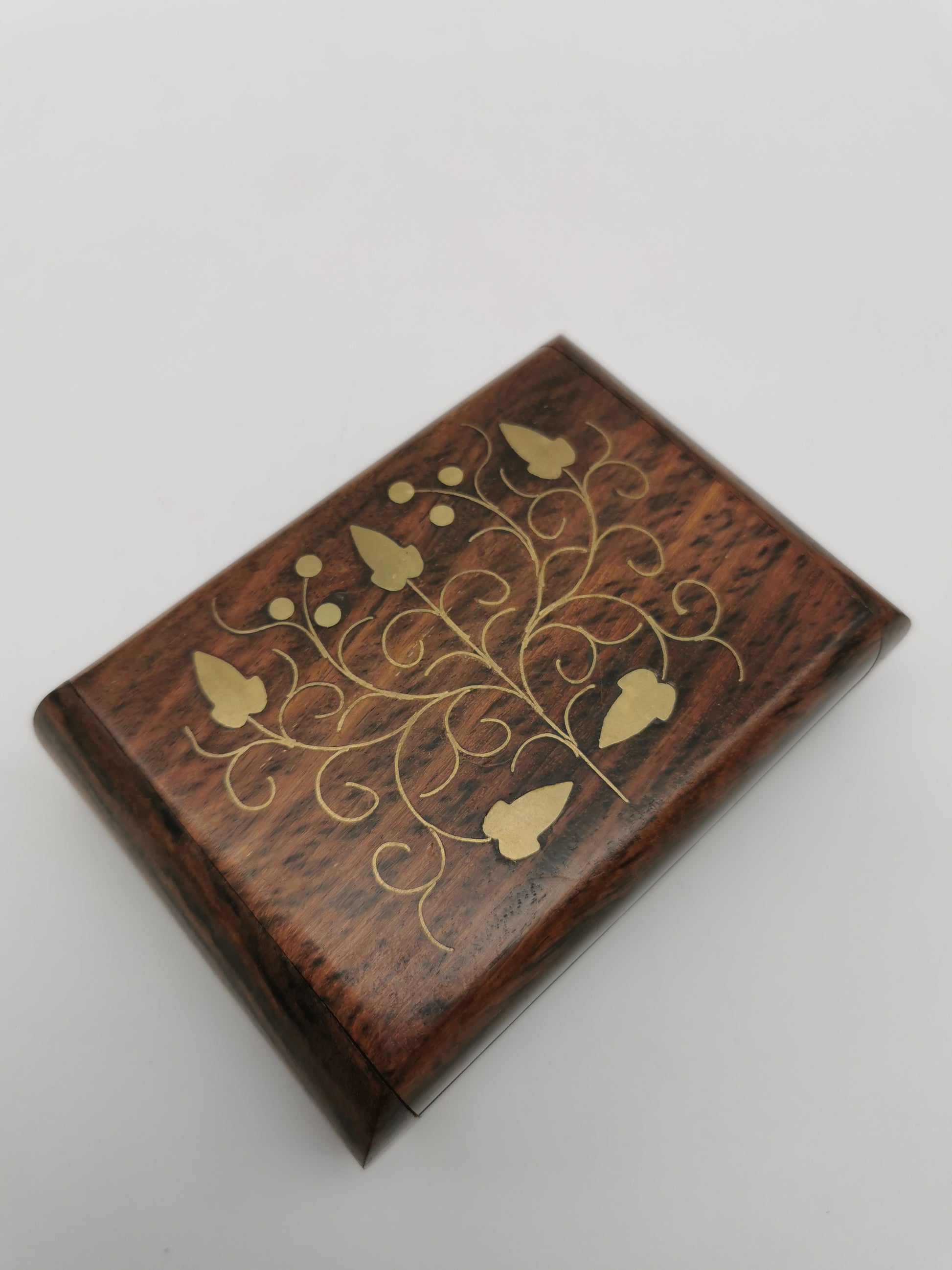Vintage Indian Sheesham Wood Trinket Box with Ivy Brass Inlay