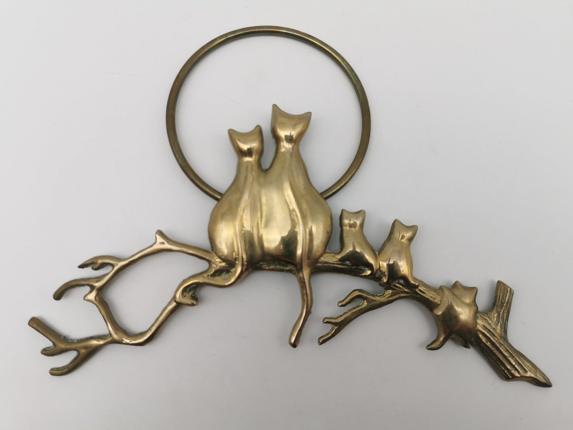 Vintage Mid-Century Brass Cat Family Wall Hanging Decor
