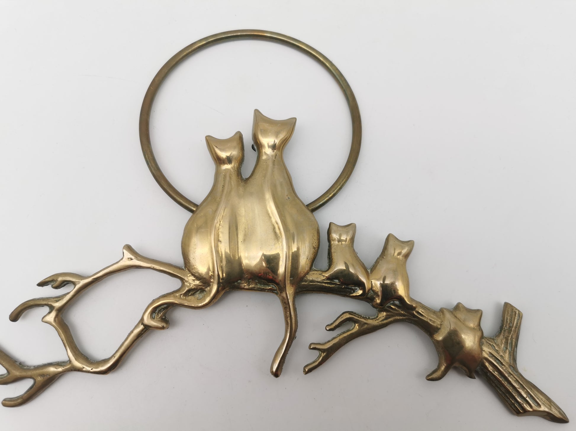 Vintage Mid-Century Brass Cat Family Wall Hanging Decor