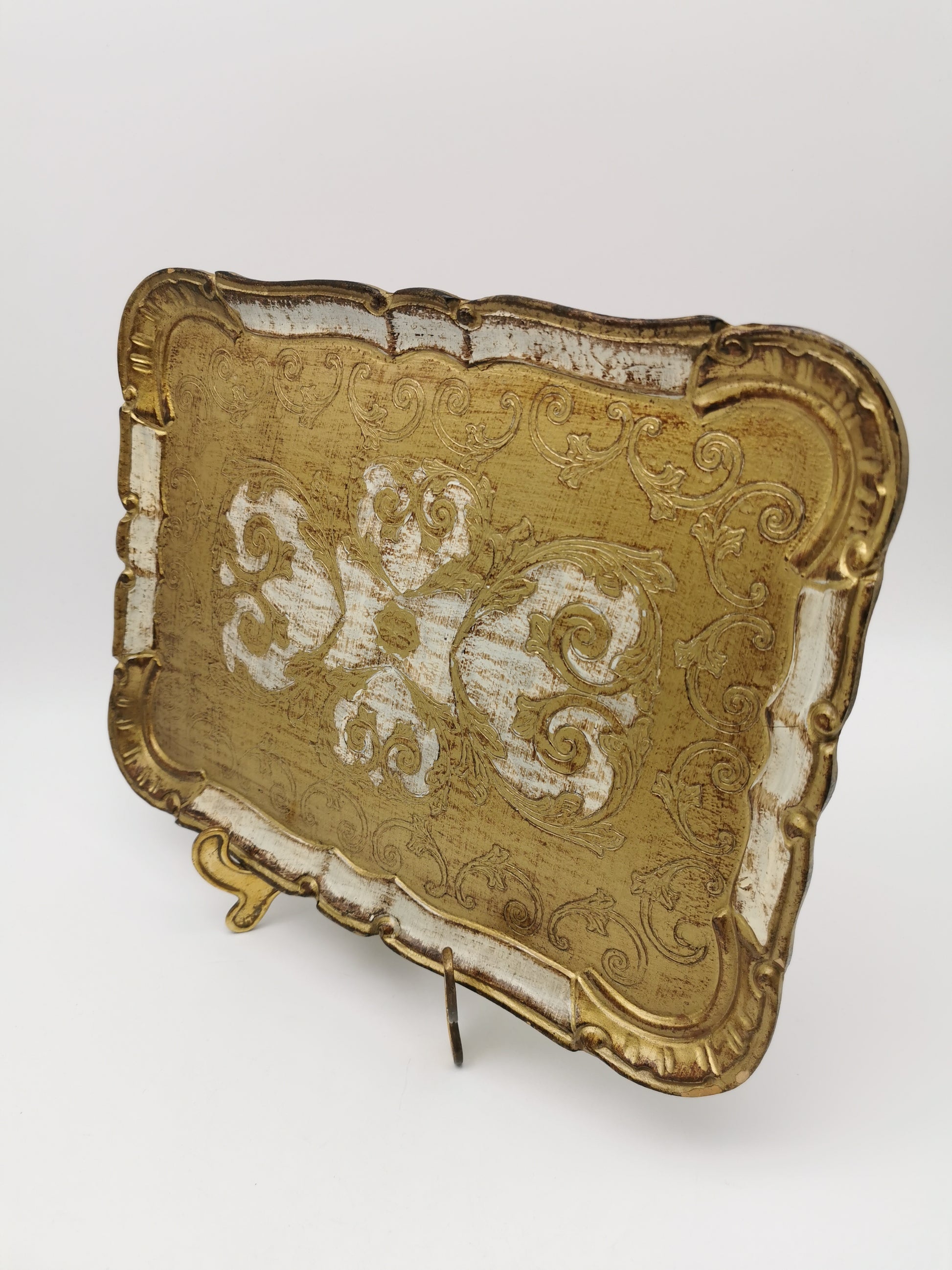 Vintage Italian Florentine Gilded Serving Tray – Ornate Gold & Cream Scrollwork, Mid-Century