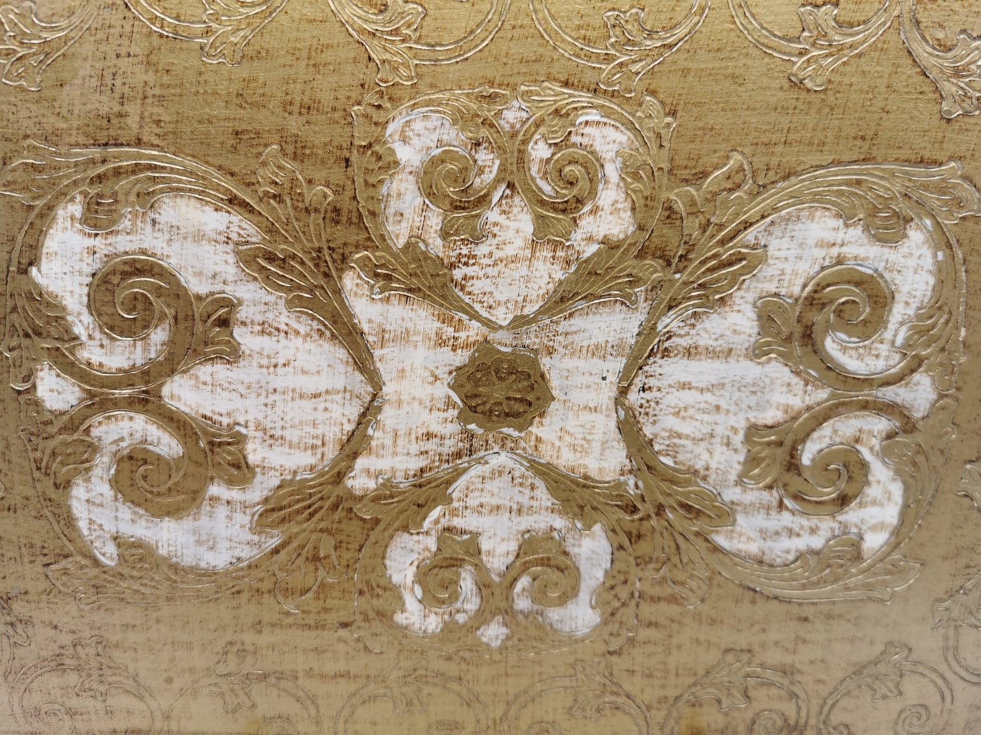 Vintage Italian Florentine Gilded Serving Tray – Ornate Gold & Cream Scrollwork, Mid-Century