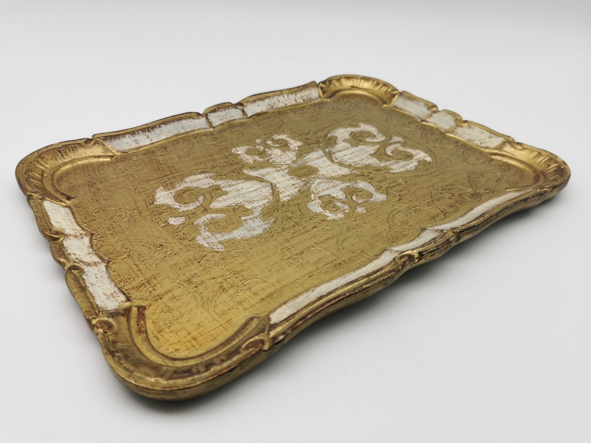 Vintage Italian Florentine Gilded Serving Tray – Ornate Gold & Cream Scrollwork, Mid-Century
